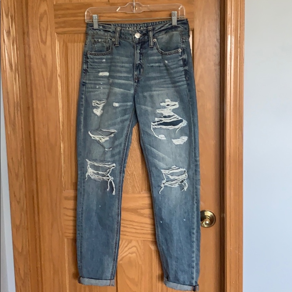 American Eagle mom jeans
